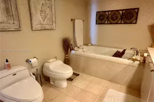 16500 Collins Ave, Sunny Isles Beach, FL 33160 - Photo 44