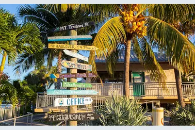 19080 SW 133rd Ct, Miami, FL 33177 - Photo 30