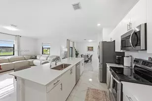 19080 SW 133rd Ct, Miami, FL 33177 - Photo 6