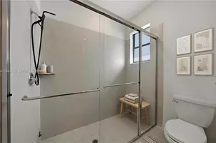 19080 SW 133rd Ct, Miami, FL 33177 - Photo 18