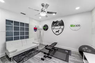 942 NW 133rd Ct, Miami, FL 33182 - Photo 24