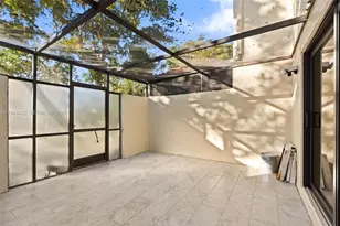 9740 NW 10th St, Pembroke Pines, FL 33024 - Photo 50