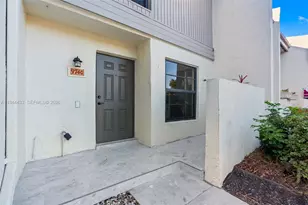 9740 NW 10th St, Pembroke Pines, FL 33024 - Photo 2