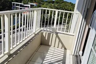 2600 Collins, Miami Beach, FL 33140 - Photo 4