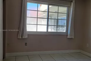 2600 Collins, Miami Beach, FL 33140 - Photo 14