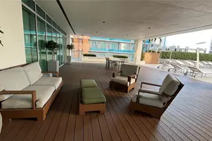 55 SE 6th St, Miami, FL 33131 - Photo 34