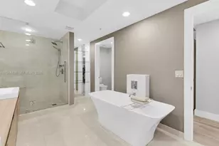 17301 Biscayne Blvd, North Miami Beach, FL 33160 - Photo 24