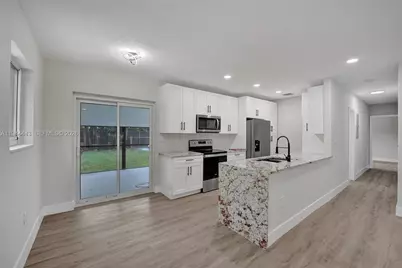 21021 NE 13th Pl, Miami, FL 33179 - Photo 30