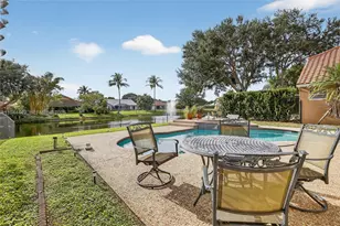 9481 Oak Grove Cir, Davie, FL 33328 - Photo 38