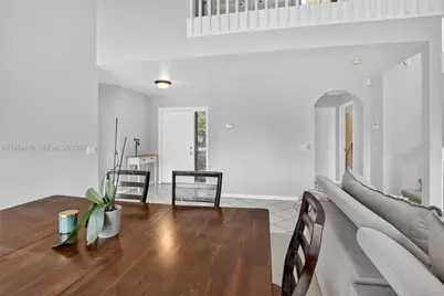 9481 Oak Grove Cir, Davie, FL 33328 - Photo 12