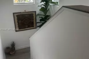 3105 NE 184th St, Aventura, FL 33160 - Photo 12