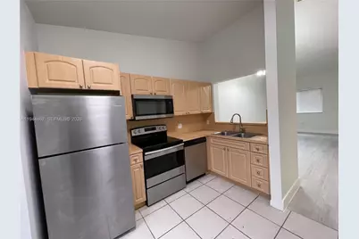 7851 NW 6th St #203, Pembroke Pines, FL 33024 - Photo 6