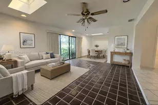 2001 S Saint Andrews Rd, Hollywood, FL 33021 - Photo 2