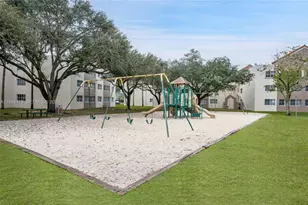 6175 NW 186th St, Hialeah, FL 33015 - Photo 28