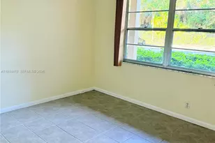 12950 SW 4th Ct, Pembroke Pines, FL 33027 - Photo 12