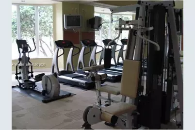 470 S Park Rd #7-306, Hollywood, FL 33021 - Photo 8