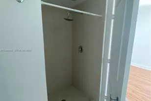 333 NE 24th St, Miami, FL 33137 - Photo 26