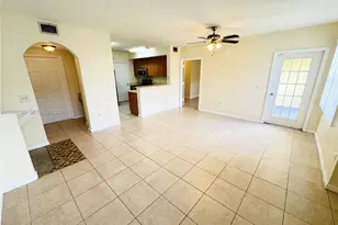 705 Belmont Ln, North Lauderdale, FL 33068 - Photo 2