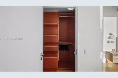 450 Alton Rd #2810, Miami Beach, FL 33139 - Photo 32