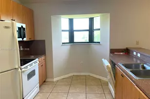 22621 SW 88th Pl, Cutler Bay, FL 33190 - Photo 2