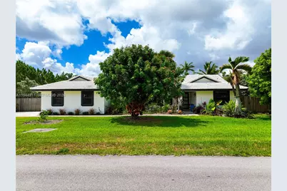 18830 SW 294th Ter, Homestead, FL 33030 - Photo 2