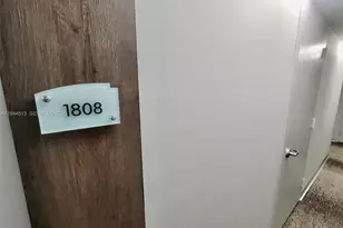 92 SW 3rd St, Miami, FL 33130 - Photo 18