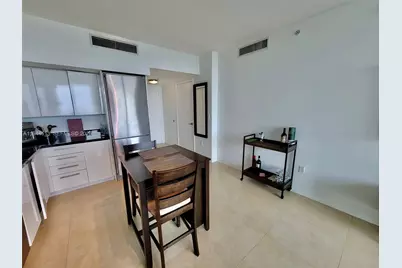 92 SW 3rd St #1808, Miami, FL 33130 - Photo 8