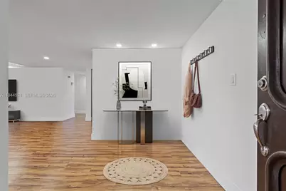 13953 Kendale Lakes Cir #608B, Miami, FL 33183 - Photo 2