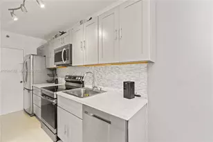 100 Lincoln Rd, Miami Beach, FL 33139 - Photo 6