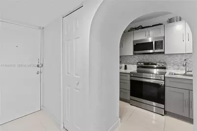 100 Lincoln Rd #501, Miami Beach, FL 33139 - Photo 4