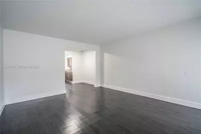 7311 Byron Ave #15, Miami Beach, FL 33141 - Photo 6