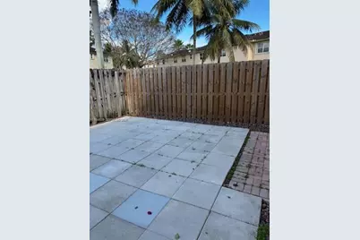 4127 NE 24th St, Homestead, FL 33033 - Photo 4