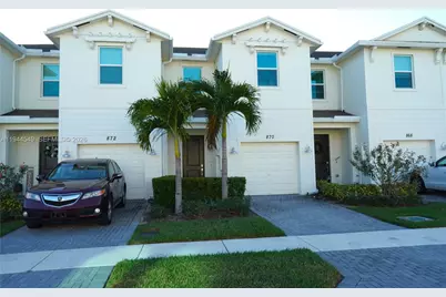 870 SE Grovebush, Saint Lucie West, FL 34984 - Photo 4