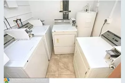 410 SE 2nd St #105, Hallandale Beach, FL 33009 - Photo 20
