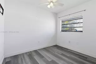 1542 NW 35th St, Miami, FL 33142 - Photo 12