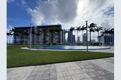 601 NE 36th St #1311, Miami, FL 33137 - Photo 4