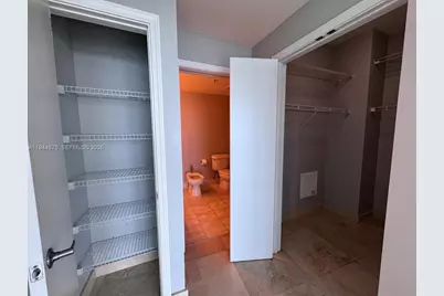 601 NE 36th St #1311, Miami, FL 33137 - Photo 26