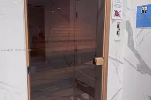 601 NE 36th St, Miami, FL 33137 - Photo 34