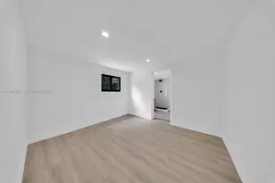 12860 NE 10th Ave, North Miami, FL 33161 - Photo 34