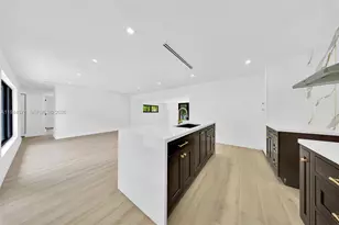 12860 NE 10th Ave, North Miami, FL 33161 - Photo 28