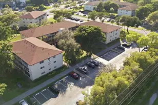 13350 SW 1st St, Pembroke Pines, FL 33027 - Photo 26