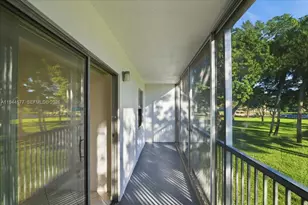 13350 SW 1st St, Pembroke Pines, FL 33027 - Photo 18