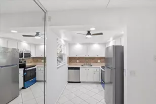 13350 SW 1st St, Pembroke Pines, FL 33027 - Photo 4