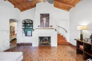 320 W 26th St, Miami Beach, FL 33140 - Photo 4