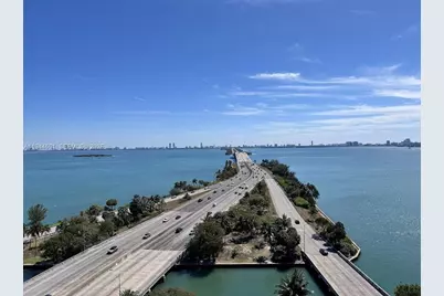 601 NE 36th St #1205, Miami, FL 33137 - Photo 18