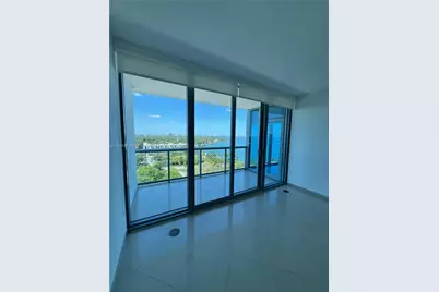 601 NE 36th St #1205, Miami, FL 33137 - Photo 8