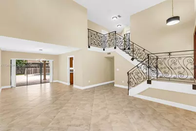 15835 Cotswold Ct, Davie, FL 33331 - Photo 32