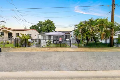 943 SW 9th Ave, Miami, FL 33130 - Photo 1