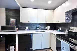 2829 Indian Creek Dr, Miami Beach, FL 33140 - Photo 8