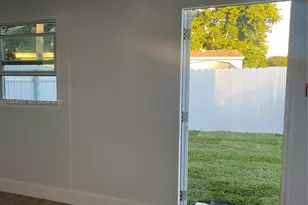 841 N 69th Ave, Hollywood, FL 33024 - Photo 6